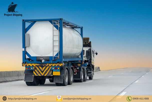 Tank container trong vận chuyển là gì? Những lưu ý quan trọng khi sử dụng Tank container