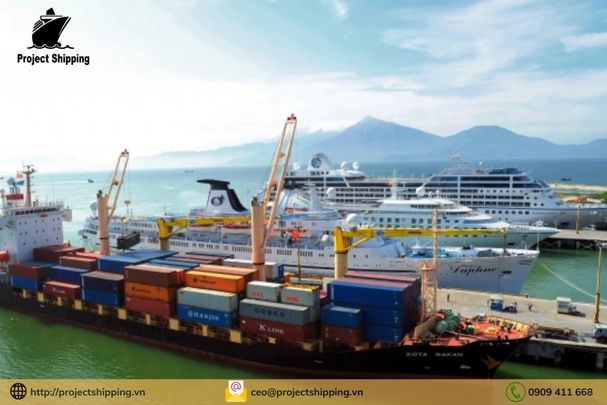 Phụ phí và Local Charge tại Việt Nam