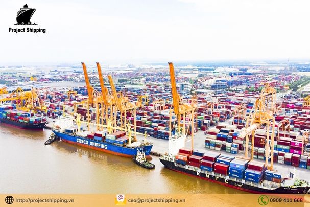 Phụ phí và Local Charge tại Việt Nam