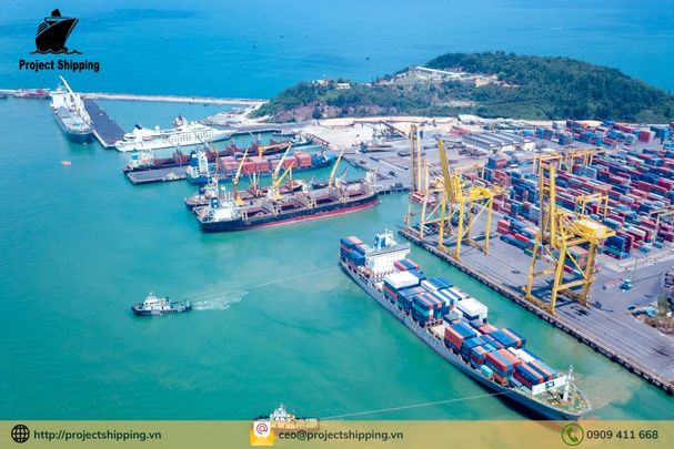 Phụ phí và Local Charge tại Việt Nam