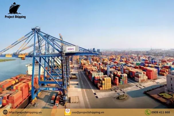 Phụ phí và Local Charge tại Việt Nam