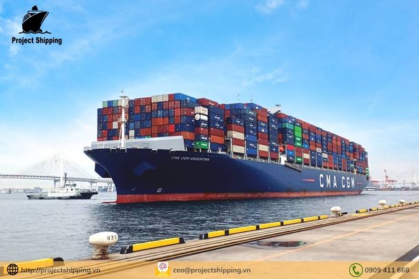 Phụ phí và Local Charge tại Việt Nam