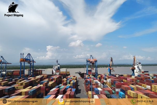 Cước vận chuyển đường biển từ Cảng Sarroch đến Cảng Cát Lái