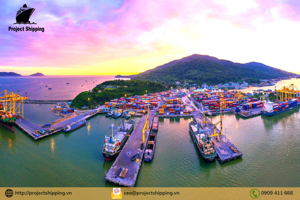 Phụ phí và Local Charge tại Việt Nam