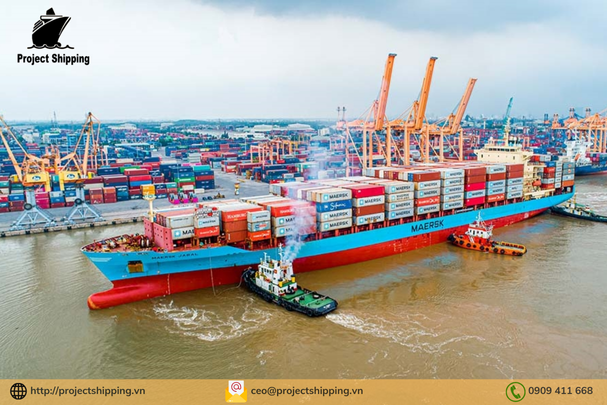 Phụ phí và Local Charge tại Việt Nam