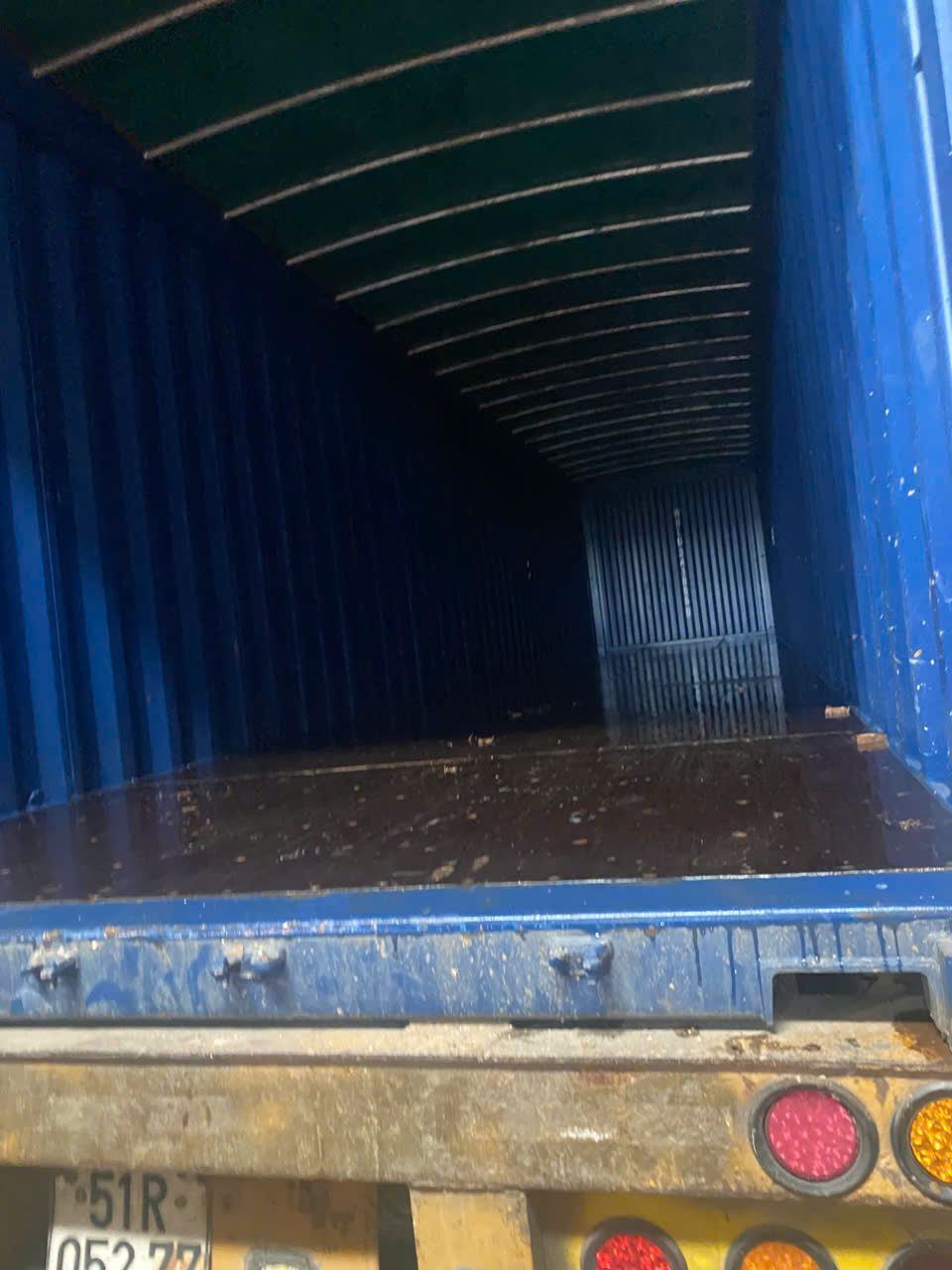 Bạt phủ nóc container Open Top nhìn từ bên trong