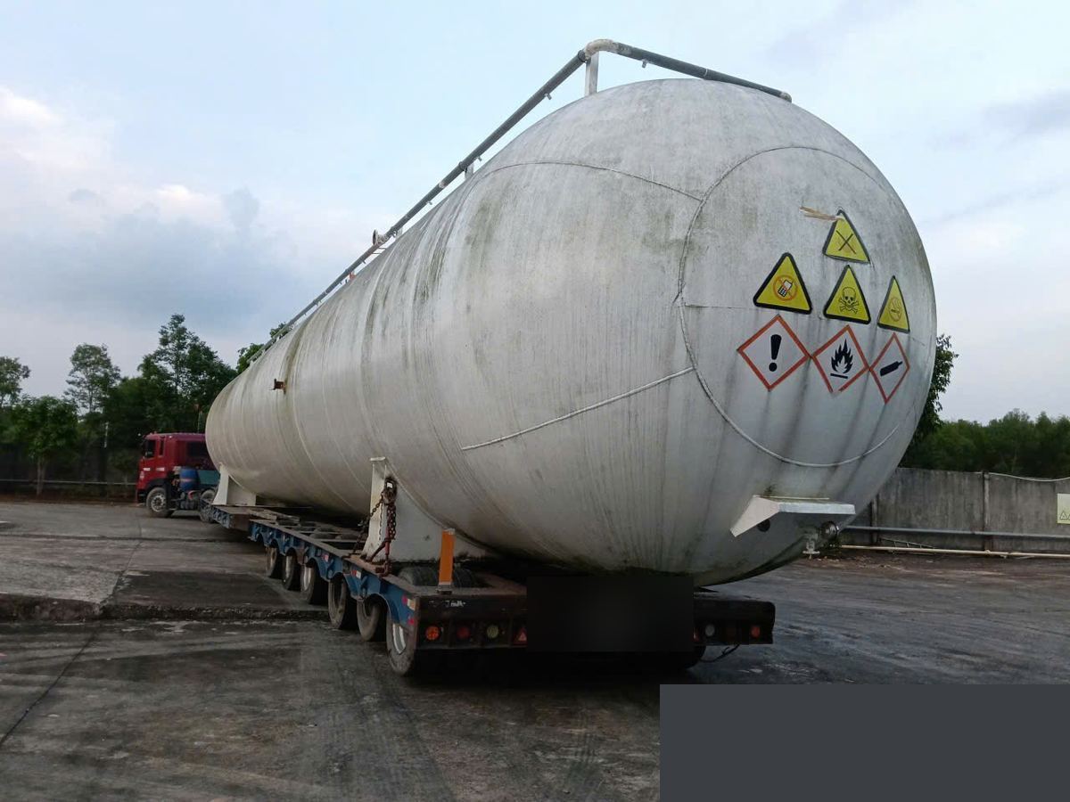 nhãn cảnh báo khí hóa lỏng khi vận chuyển bồn chứa xăng dầu