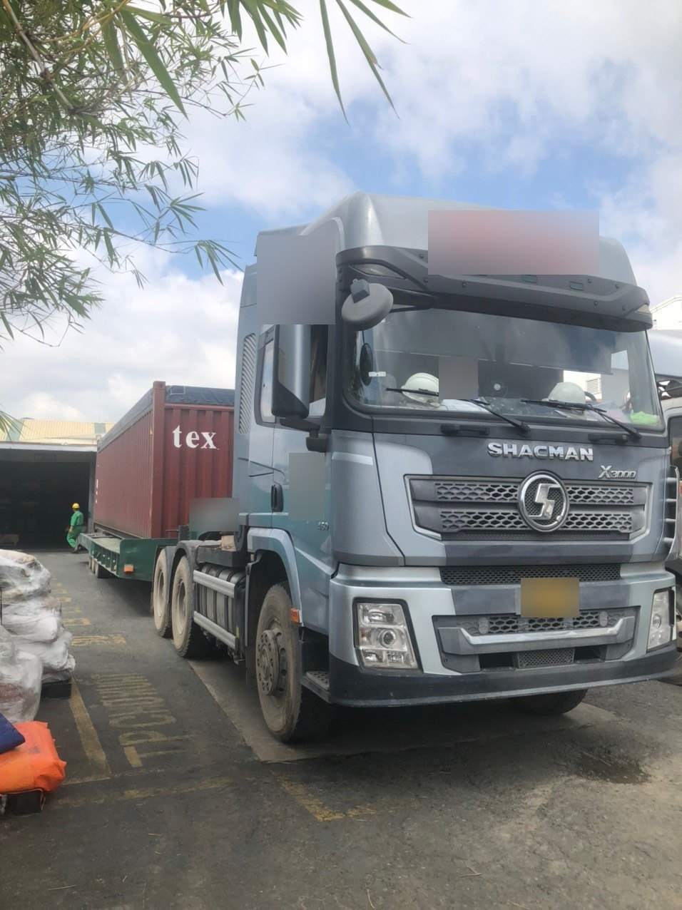 container 40 Open Top phủ bạt nóc tới nhà máy Biên Hòa