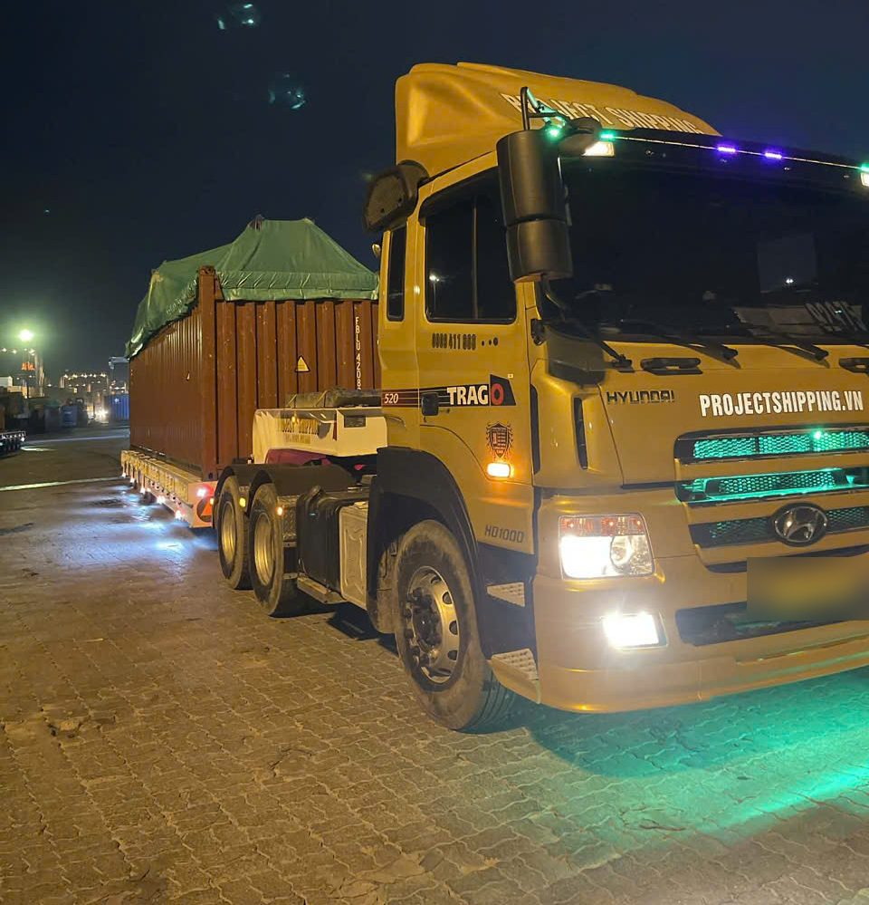 Vận chuyển container opentop: đầu kéo Project Shipping nhận cont 40 feet open top tại cảng Cát Lái