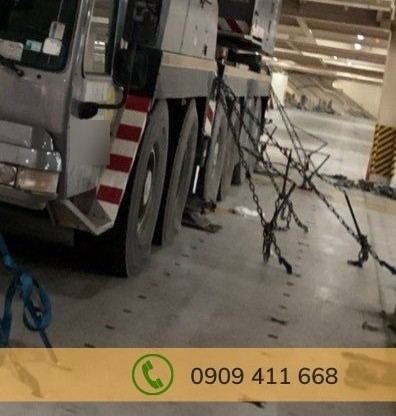 xích chằng khung xe cẩu xuống sàn boong tàu Ro-Ro